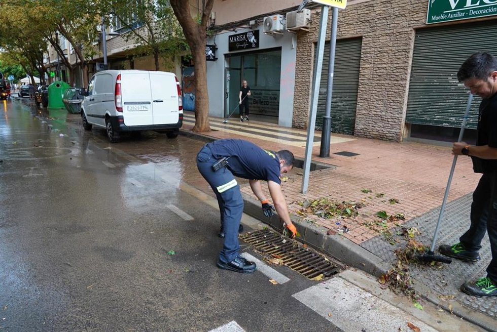 El Gobierno pide evitar desplazamientos innecesarios y seguir las recomendaciones de Emergencias