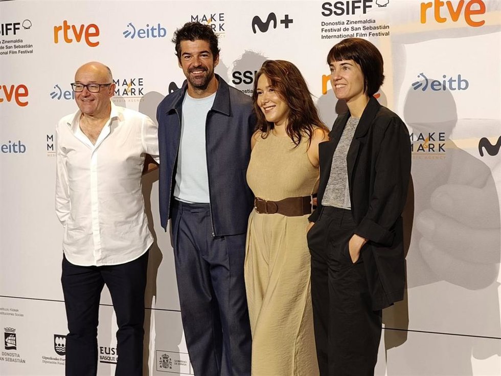 El director del Festival de San Sebastián, José Luis Rebordinos, el actor Miguel Ángel Muñoz, la directora ejecutiva de Make & Mark, Alexandra Petrarota, y la subdirectora del Festival, Maialen Beloki
