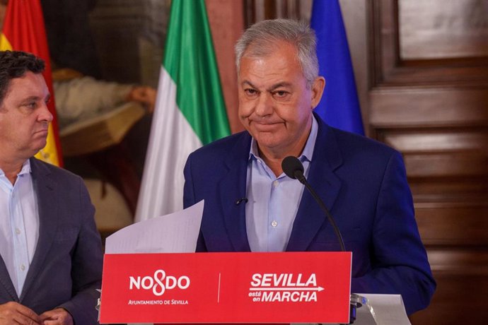 El alcalde de Sevilla, José Luis Sanz durante una rueda de prensa. En archivo.