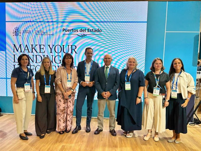 Delegación de representantes del Puerto de Málaga y Destino en Seatrade Cruise Med, en Las Palmas.