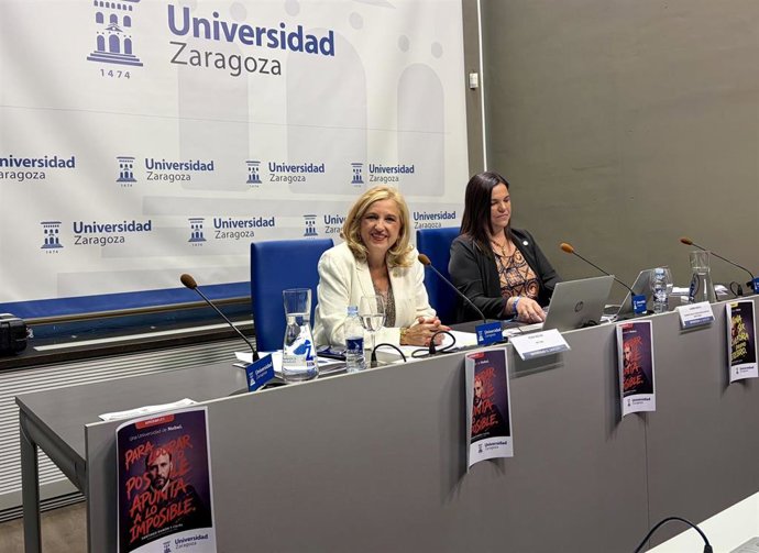 La rectora de la Universidad de Zaragoza, Rosa Bolea, junto a la vicerrectora de Comunicación e Identidad Institucional, Carmen Marta-Lazo.