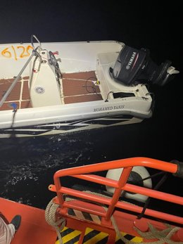 Rescaten a 17 persones migrants subsaharianes en aigües pròximes a Alacant