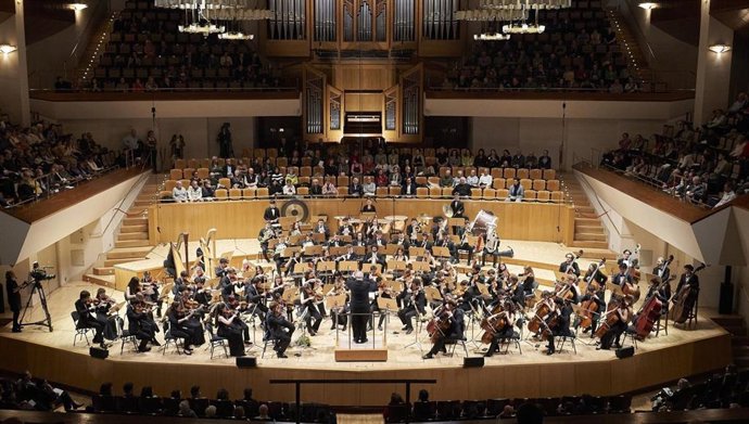La Orquesta Sinfónica Freixenet de la Escuela Reina Sofía, en el Auditorio Nacional.