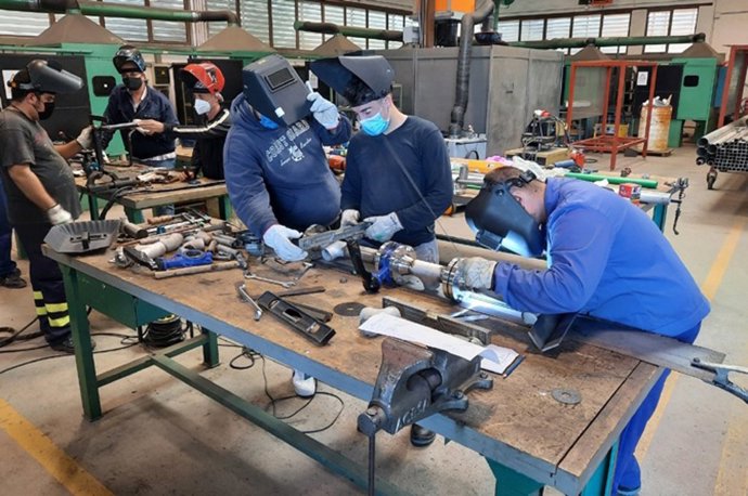 El empleo industrial supera los 91.000 afiliados en la Región tras crecer un 3,21% en un año
