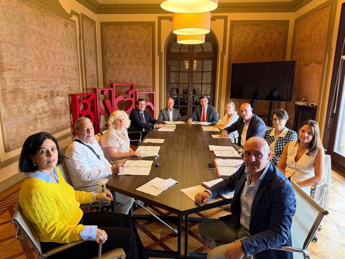 Reunión del Consejo de Administración de Cementerios de Gijón S.A. (Cegisa).
