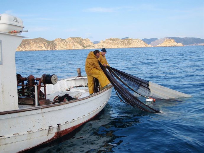 Archivo - Pesca tradicional en Baleares