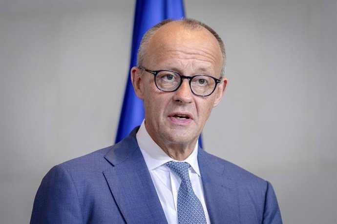 15 de setembro de 2026, Berlim, Berlim, Alemanha: Friedrich Merz na recepção ao primeiro-ministro do Iraque com honras militares, seguida de uma reunião com declaração conjunta e, em seguida, uma coletiva de imprensa na Chancelaria Federal. Berlim, 15/09/