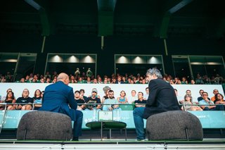 El Elche CF presenta 'Martínez Valero 1976-2026', un viaje por 50 años de historia.