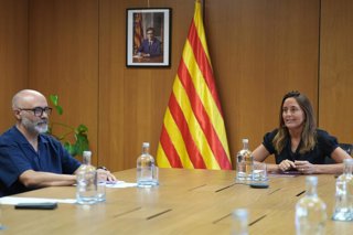 Núñez (CCOO) i Niubó abans de la reunió sobre la ILP aquest dijous