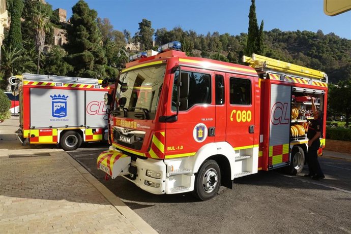 Archivo - Nuevos vehículos del Real Cuerpo de Bomberos de Málaga.      