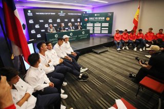 Tenis, Chile vs Espana. Sorteo para los partidos entre Chile contra Espana por Copa Davis. Santiago, Chile. 17/09/2026 Jonnathan Oyarzun/Photosport  Tennis, Chile vs Spain. Draw for the matches between Chile against Spain for the Davis Cup. Santiago,