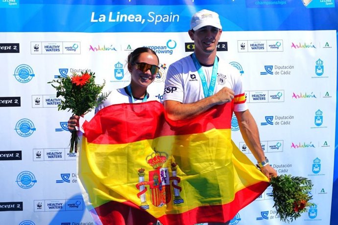 Un podio en el Campeonato de Europa de remo en esprint de playa.
