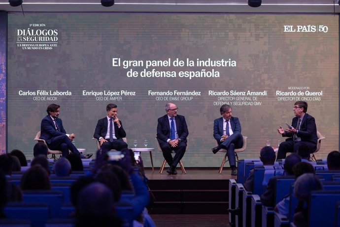 Panel de la industria de defensa española durante la III edición de 'Diálogos para la Seguridad', en el Centro Superior de Estudios de la Defensa Nacional (CESEDEN), a 17 de septiembre de 2026, en Madrid (España). 