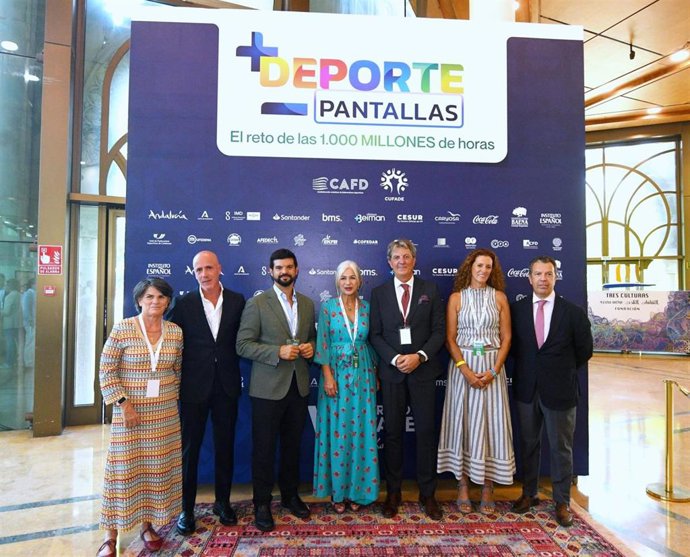 La consejera de Cultura, Patrimonio Histórico y Deporte, Patricia del Pozo, en la inauguración del V Congreso de la Confederación de Uniones de Federaciones Autonómicas Deportivas de España (Cufade).
