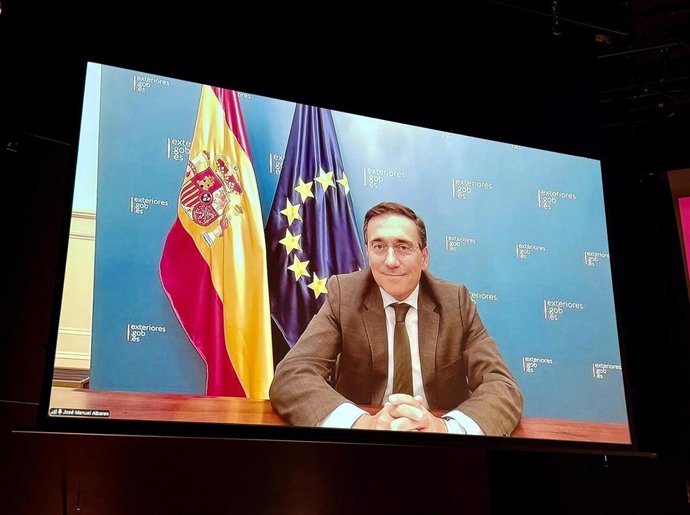 El ministro de Asuntos Exteriores, Unión Europea y Cooperación, José Manuel Albares, en una intervención telemática en la presentación del Anuario Internacional del Cidob 2026