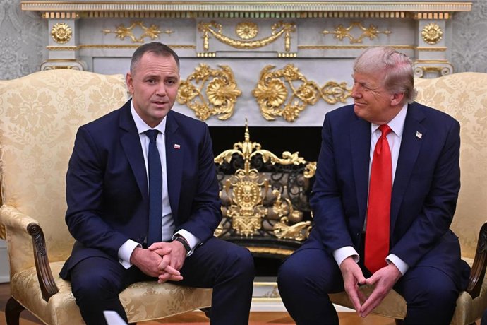Archivo - Los presidentes de Polonia y EEUU reunidos en la Casa Blanca