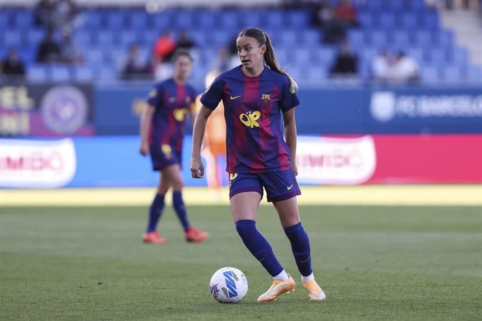 Archivo - Clara Serrajordi durante un partido con el FC Barcelona en la Liga F Moeve 25-26