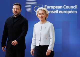 Archivo - Volodimir Zelenski y Ursula von der Leyen 
