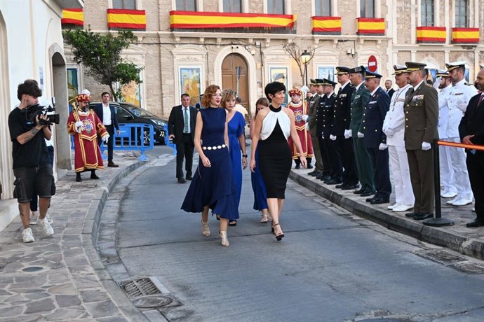 A porta-voz do Governo e ministra da Inclusão, Previdência Social e Migração, Elma Saiz, nas comemorações do Dia de Melilla.