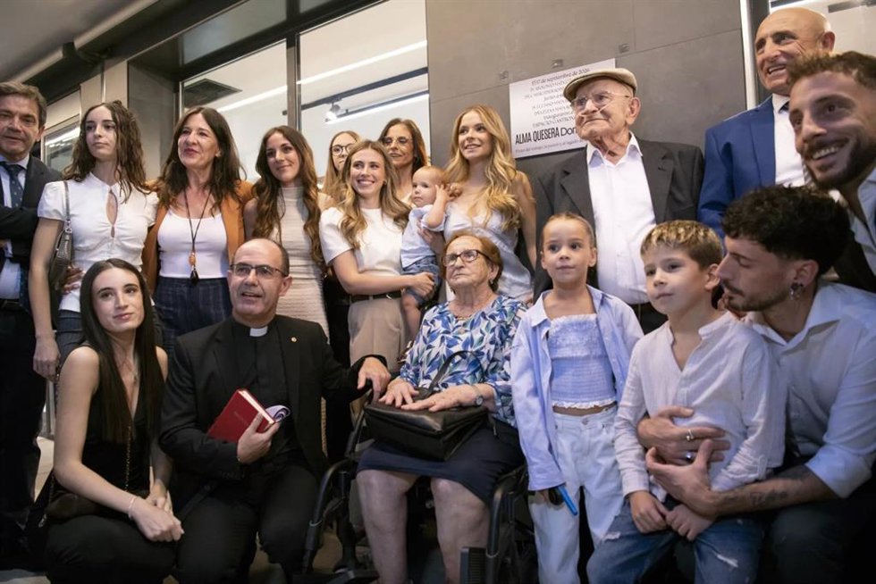 Inauguración del nuevo espacio gastronómico en el antiguo Hotel Almanzor.