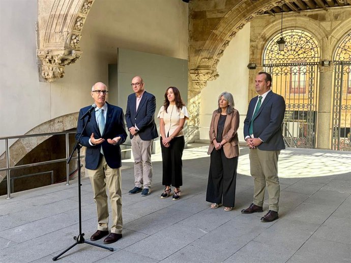 Iglesias se despide como presidente de la Diputación de Salamanca tras 15 años: "Un viaje maravilloso y extraordinario".