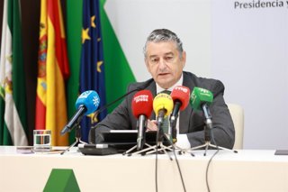 Antonio Sanz en rueda de prensa.