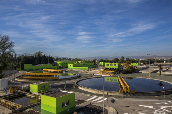 Archivo - La Empresa Municipal de Abastecimiento y Saneamiento de Granada S.A. (Emasagra), participada por el Ayuntamiento de Granada e Hidralia, ha sido galardonada en los Premios Retina 2026, concedidos por el grupo de comunicación Prisa
