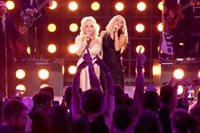 Miley Cyrus revela su última conversación con Dolly Parton: "Siempre tenía razón en todo"