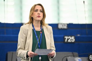 Archivo - La eurodiputada socialista Cristina Maestre.