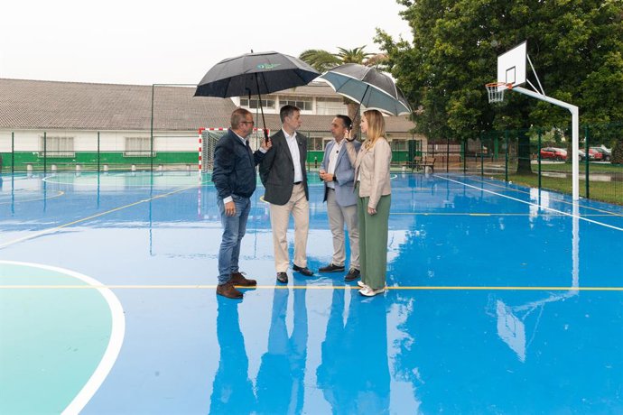 Inaugurada la remodelación de la pista polideportiva de Vioño