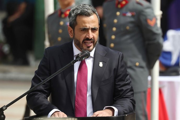 Santiago 17 de septiembre 2026.  El alcalde de San Bernardo, Christopher White, participa en el desfile civico militar en Honor a las Glorias del Ejercito de Chile.  Dragomir Yankovic/Aton Chile