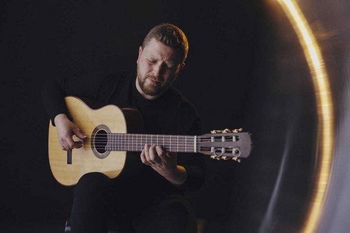 El guitarrista Alejandro Hurtado