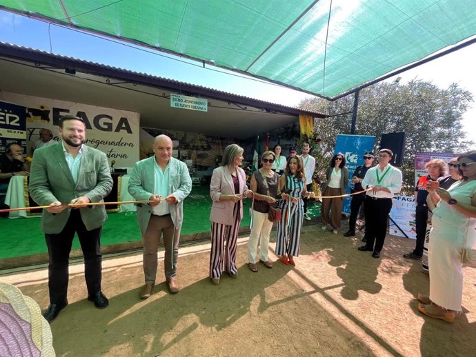 Autoridades en la inauguración de FAGA26 en Fuente Obejuna.