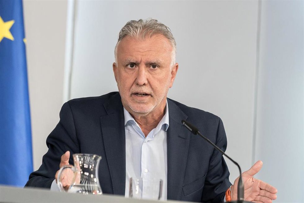 El ministro de Política Territorial y Memoria Democrática, Ángel Víctor Torres, durante la rueda de prensa tras el Consejo de Ministros, en el Palacio de la Moncloa, a 15 de septiembre de 2026, en Madrid (España). 