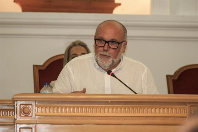 Txema Fernández durante su intervención en la primera sesión del Debate del Estado del Municipio.