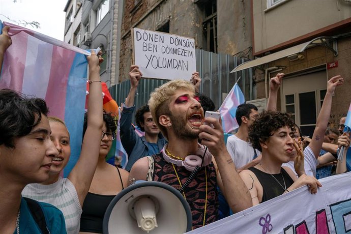 Archivo - Una manifestación en la Marcha Trans de Estambul