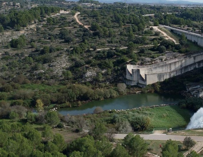 Embalse de Bellús (Valencia)