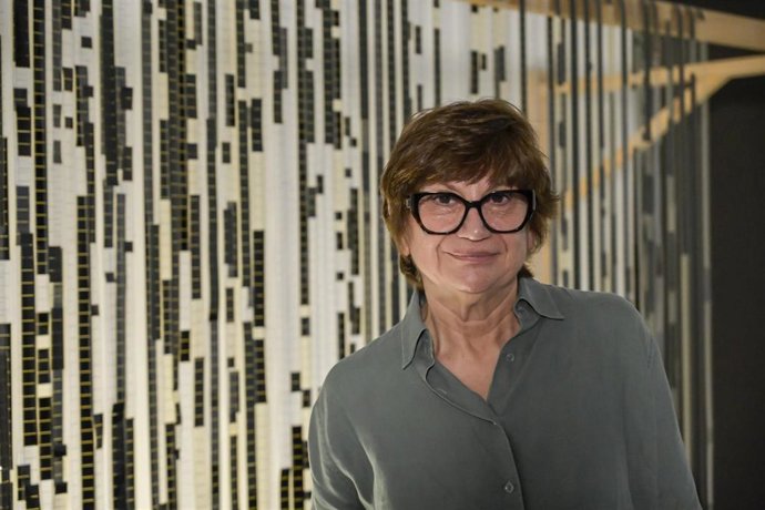 Pepa Poquet exhibe en el CCCC 40 años "construyendo cosas" desde la imagen