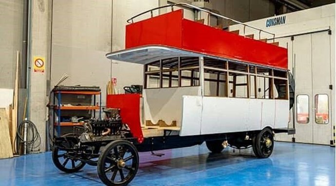Archivo - Vehicle clàssic del patrimoni històric de la Fundació TMB