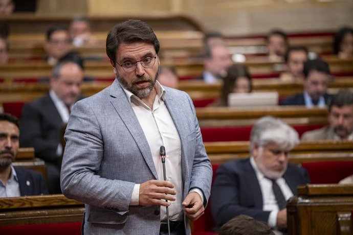 Archivo - El president del PSC al Parlament, Ferran Pedret