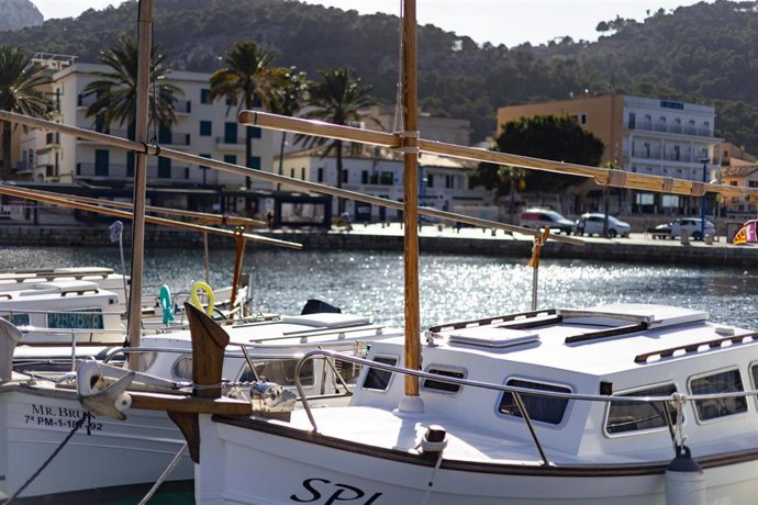 Archivo - Barcos en el Port d'Andratx.