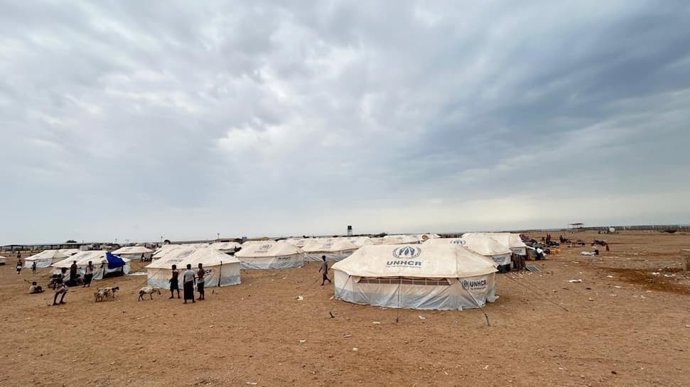 Archivo - Familias recién llegadas que han huido de Yemen son acogidas en asentamientos para personas refugiadas cerca de Obock, en Yibuti