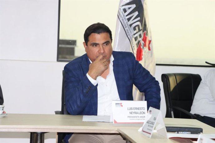 Perú.- Gobernadores regionales tendrán reunión extraordinaria hoy en Lima