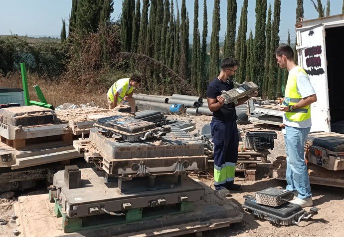 Centros tecnológicos valencianos lideran un proyecto para transformar residuos tecnológicos de las baterías de litio