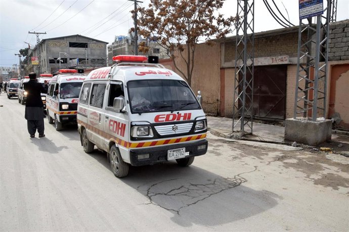 Archivo - Ambulancia en Pakistán tras un atentado suicida en Quetta en enero de 2026 (archivo)