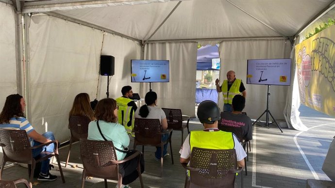 Valladolid impulsa la seguridad vial de los usuarios de patinetes con un programa de formación y prácticas