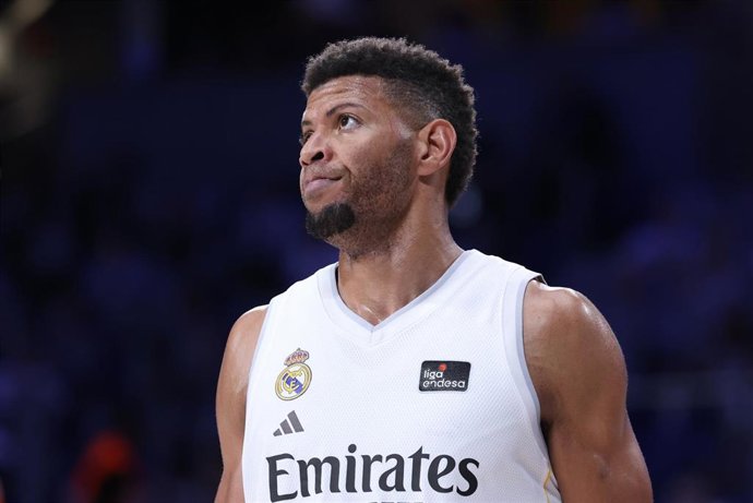 Archivo - Walter Tavares durante un partido del Real Madrid en la temporada 25-26