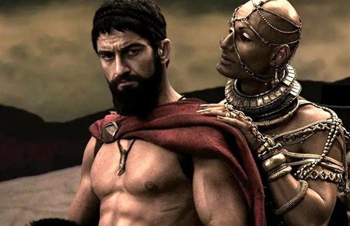 Zack Snyder dice que 300 es "la película más gay que se ha rodado jamás": "Entras como heterosexual y sales homosexual"