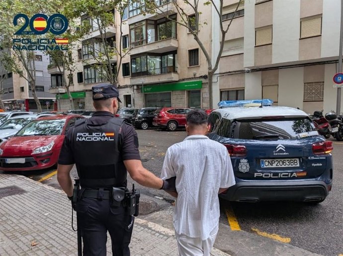 El recién creado Grupo de Hurtos de la Policía Nacional detiene a más de 50 personas desde mayo.