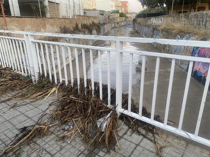 Archivo - Arquivo - Imagem de um riacho afetado pelas chuvas no bairro do Rafal, em Palma.